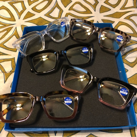 Fashion Glasses with no prescription - Picture 6 of 7